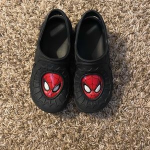 Boys 11/12 spider man shoes